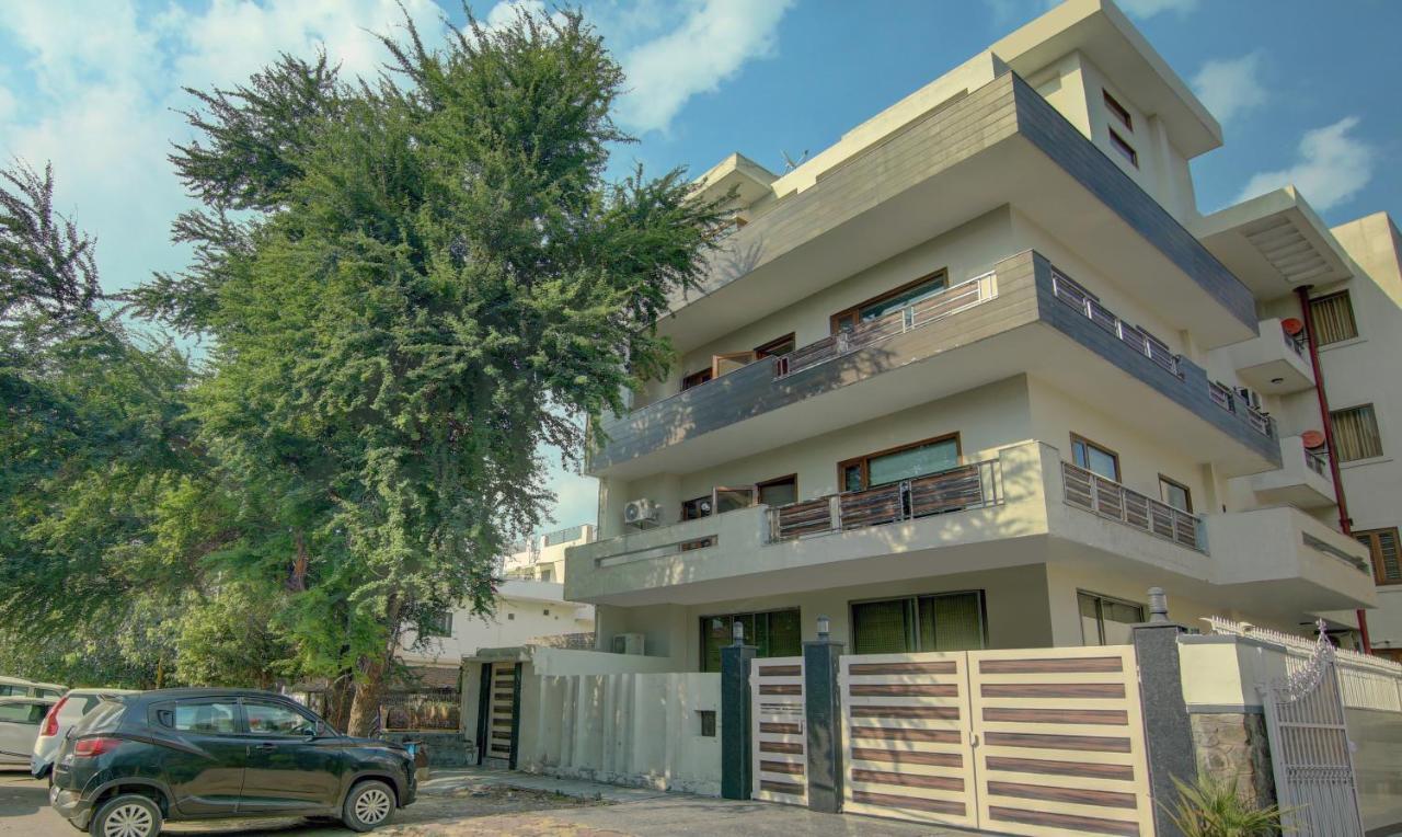 Itsy Hotels Swastika Inn Sector 26 노이다 외부 사진