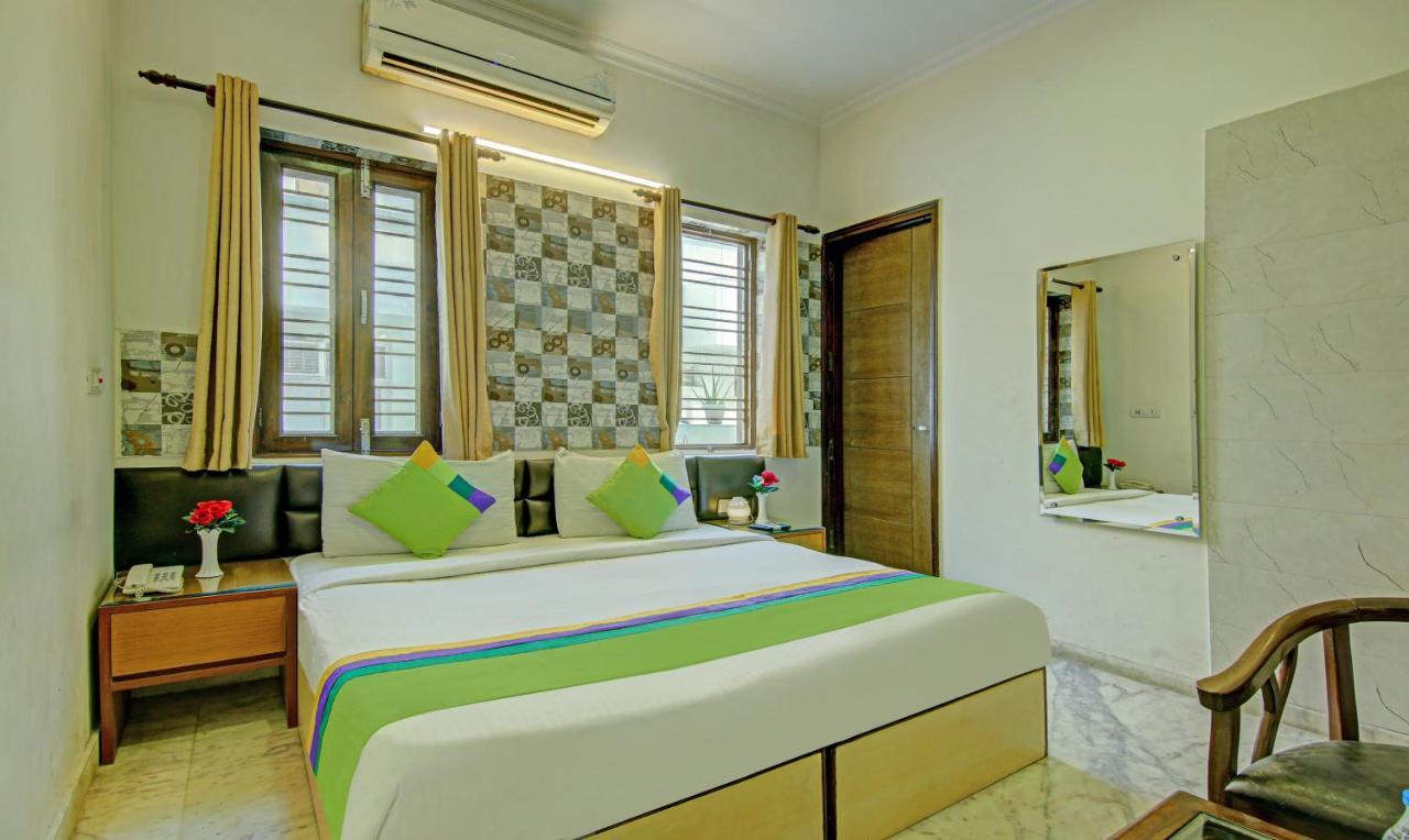Itsy Hotels Swastika Inn Sector 26 노이다 외부 사진